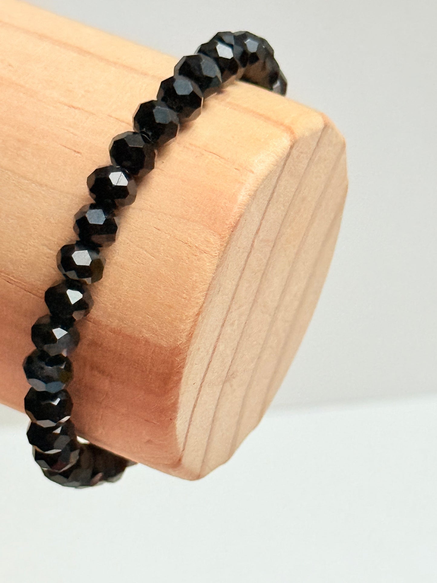 Black crystal bracelets (6mm)
