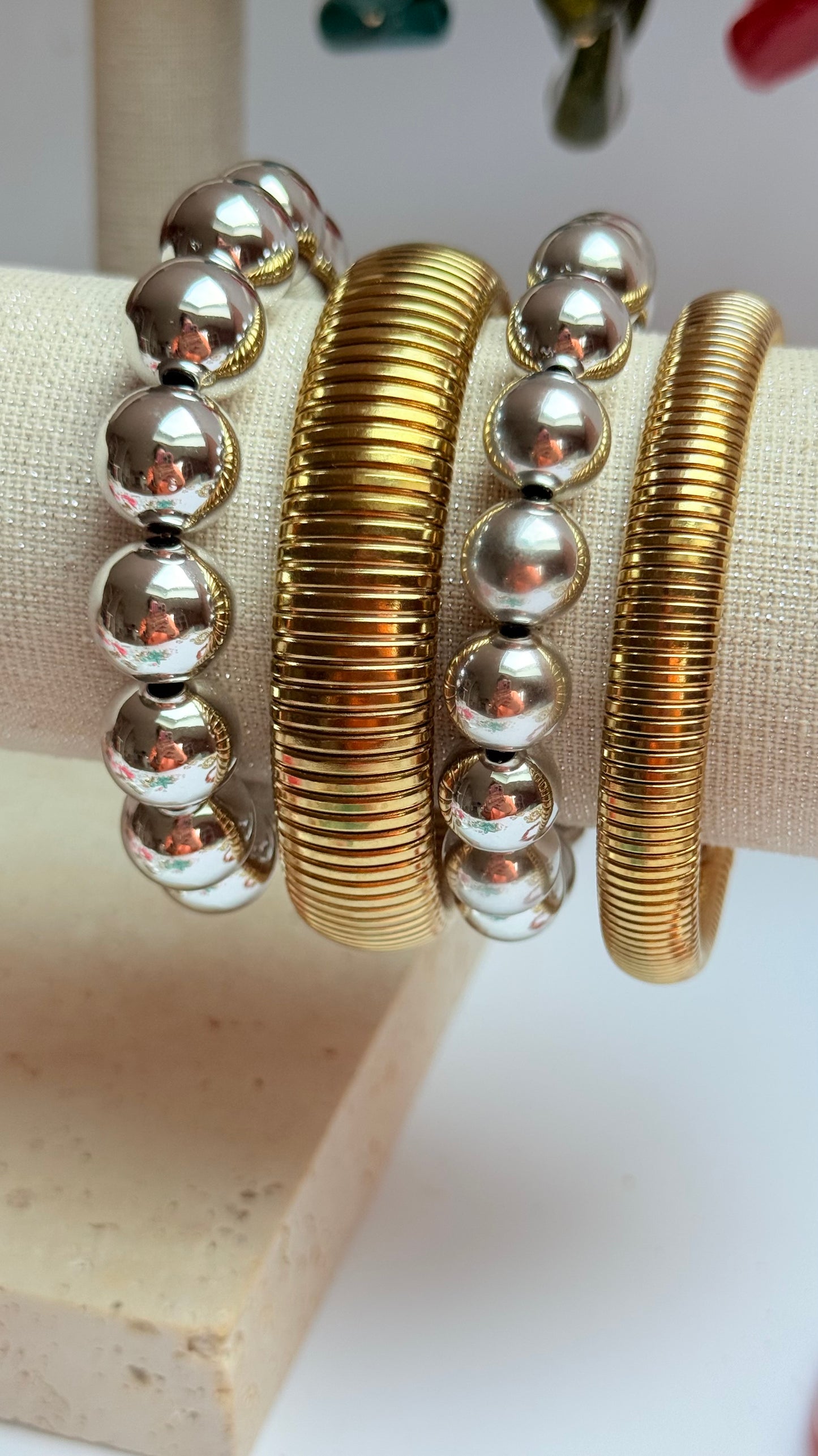 Silver acrylic bracelet