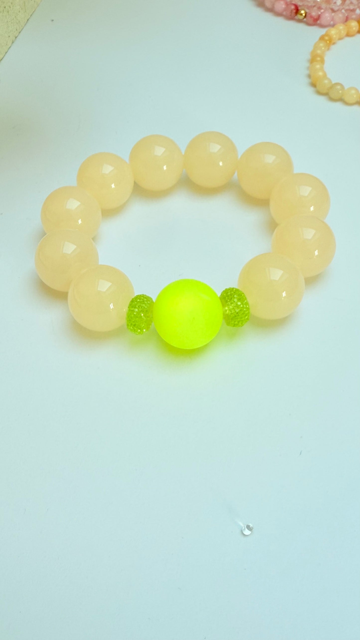 Neo yellow pop