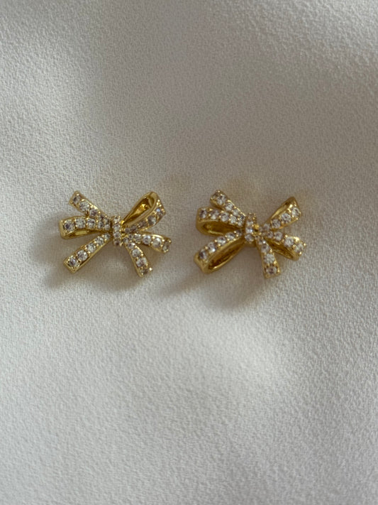 Bow stud earrings