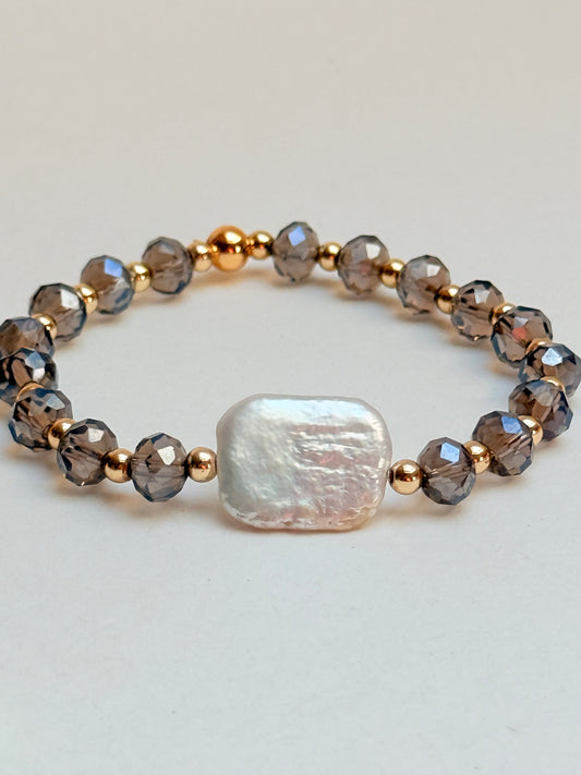 Cloudy crystal bracelet with Pearl rectangle centre bead