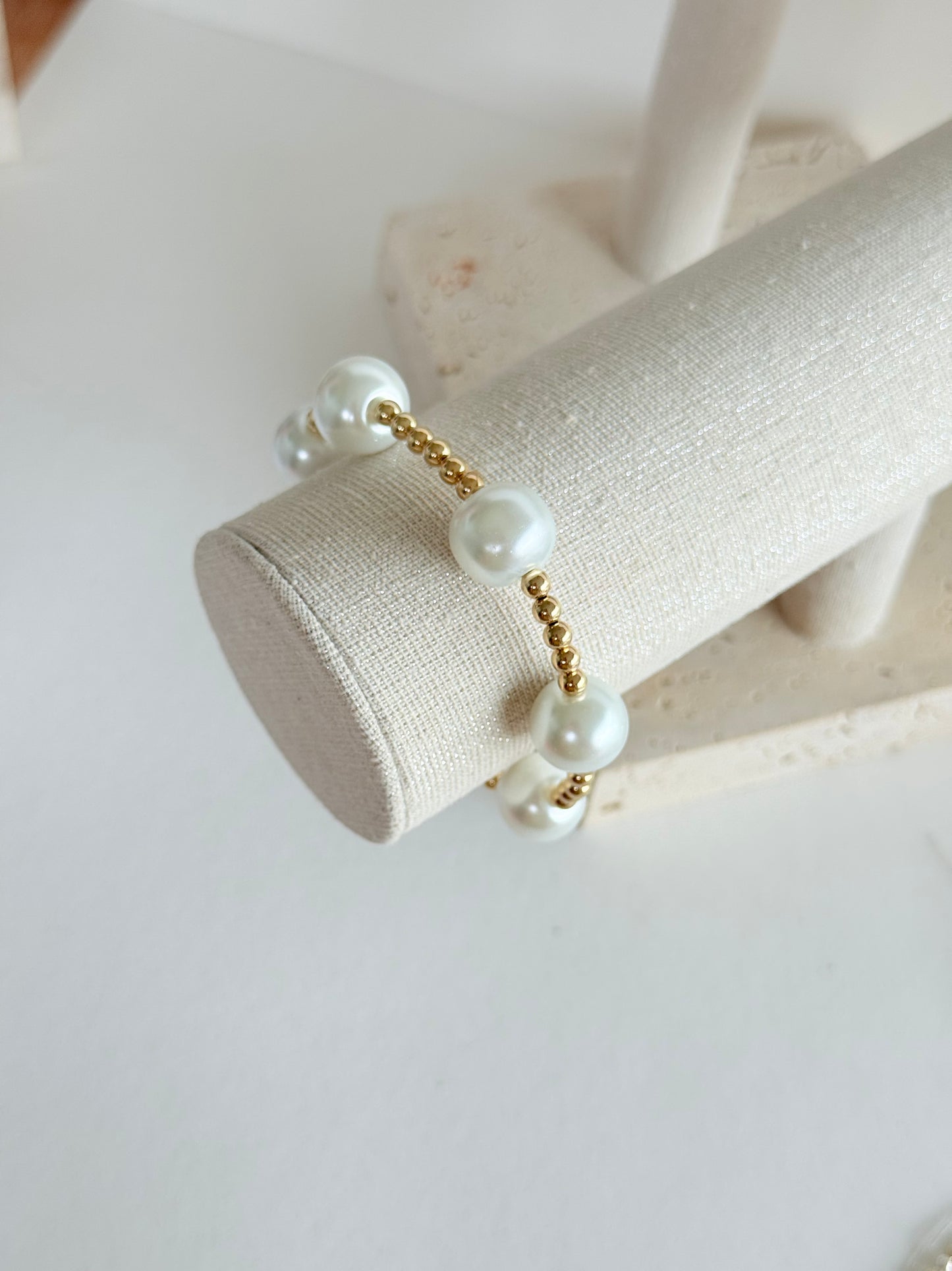 Pearl pop bracelet