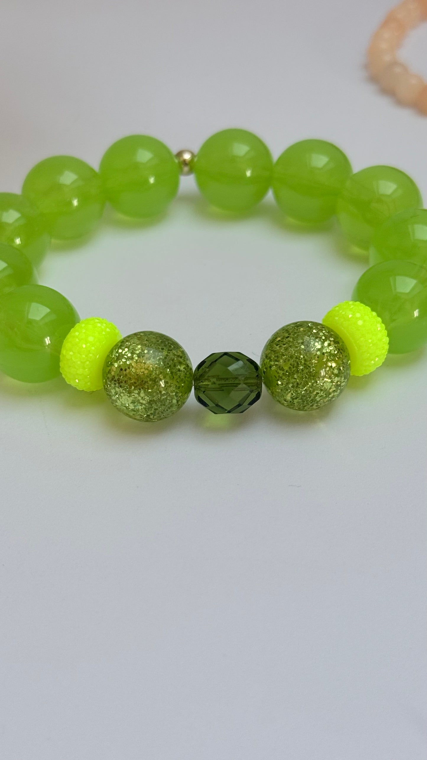 Green neo bracelet