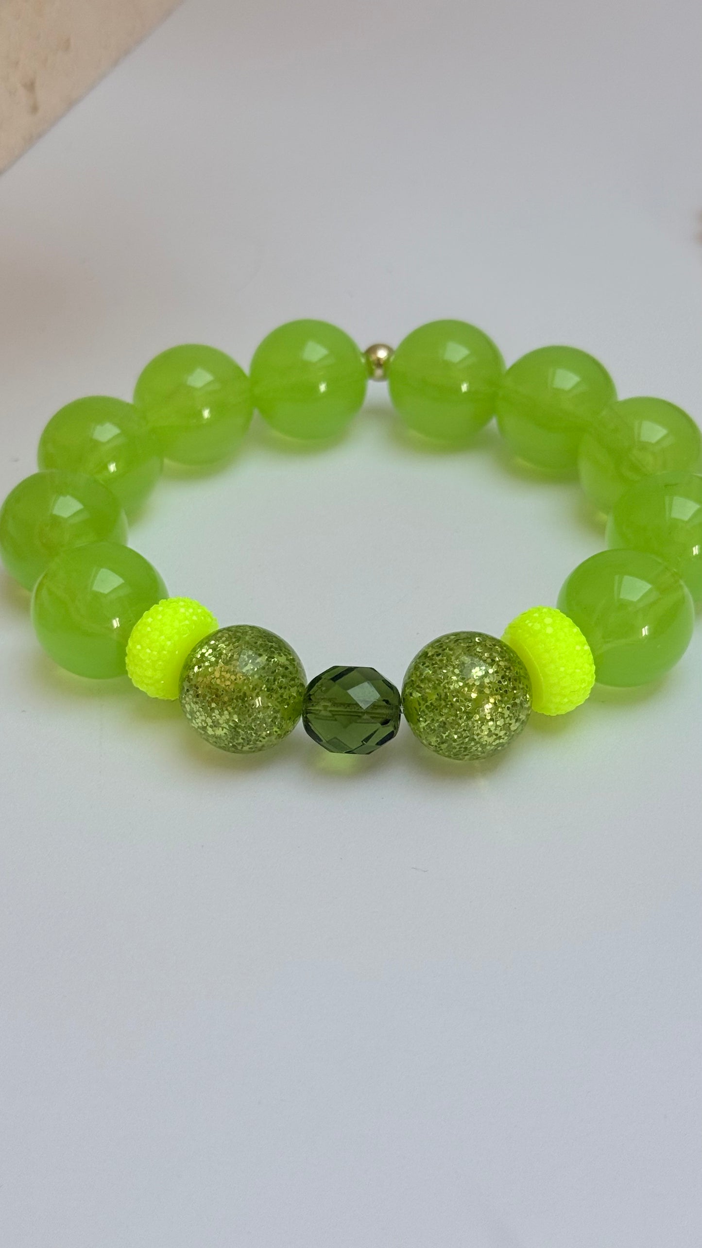 Green neo bracelet