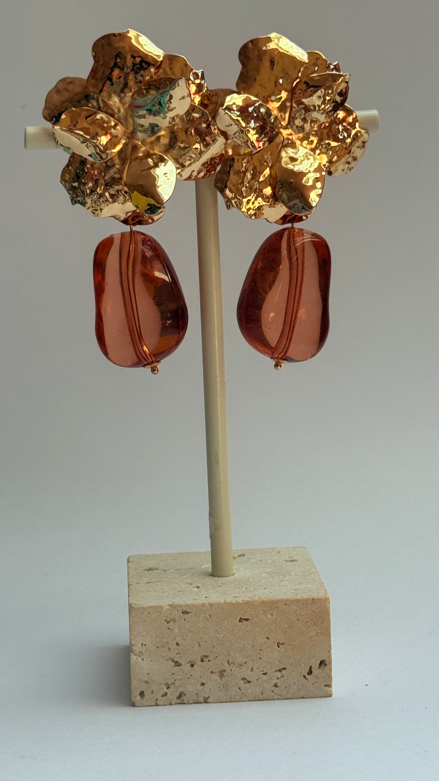 Caramel flower earrings