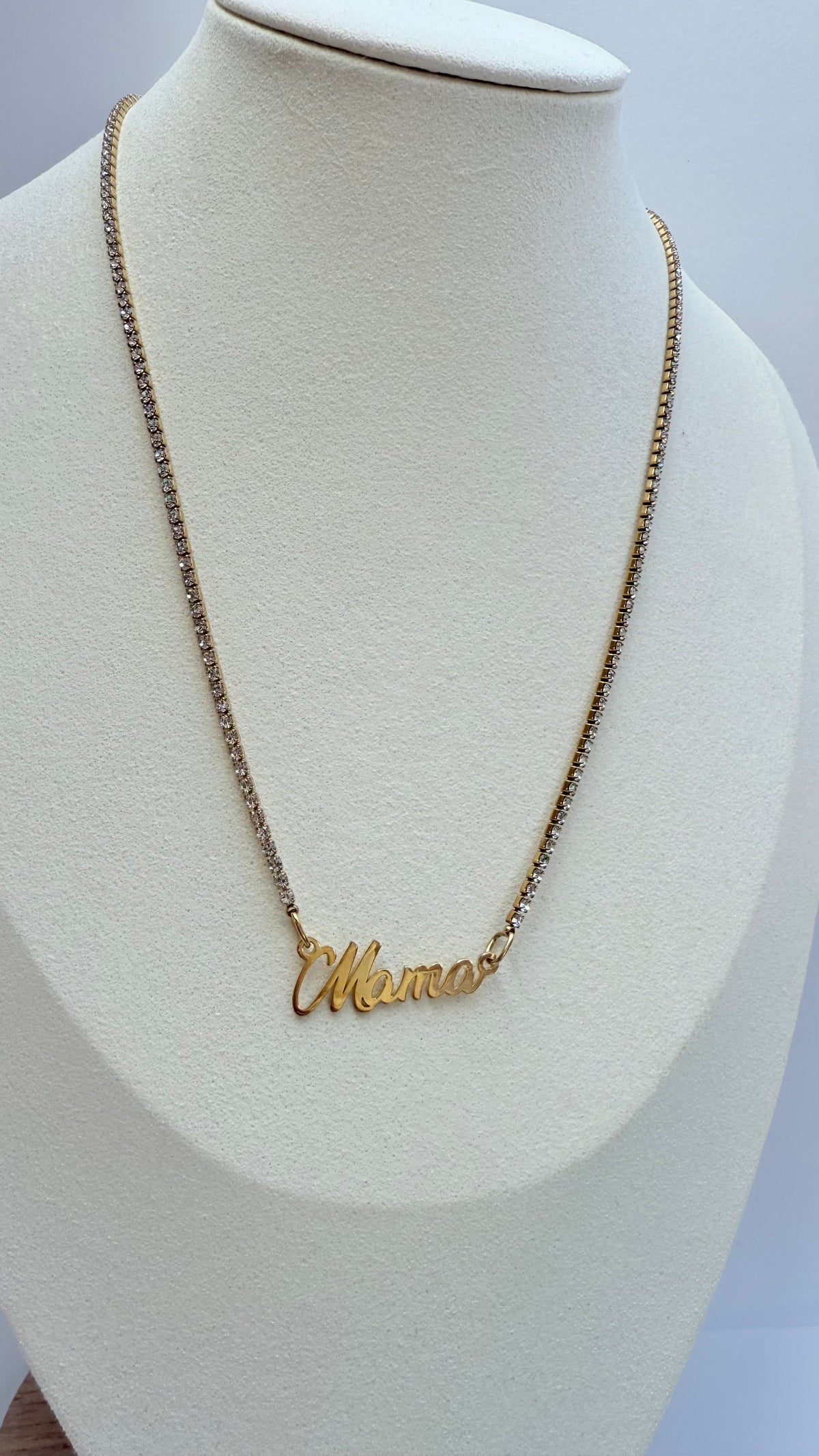 ‘Mama’ tennis necklace