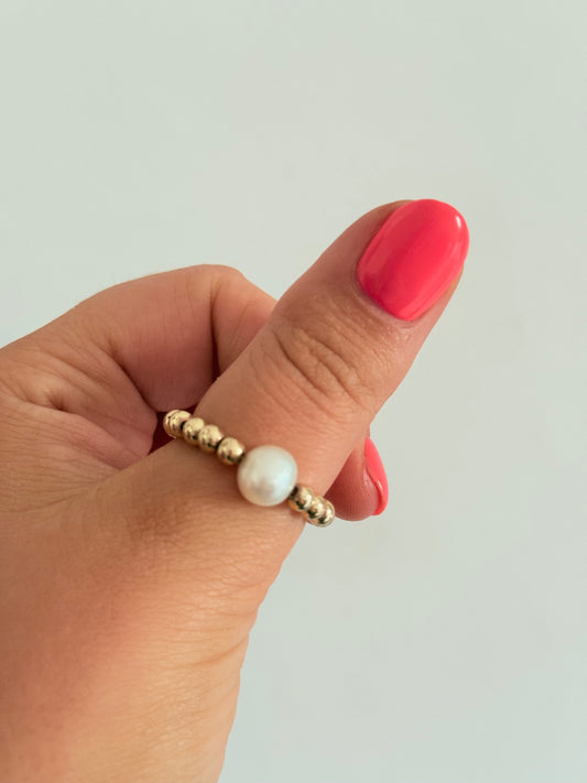 Pearl ring (4mm bead )