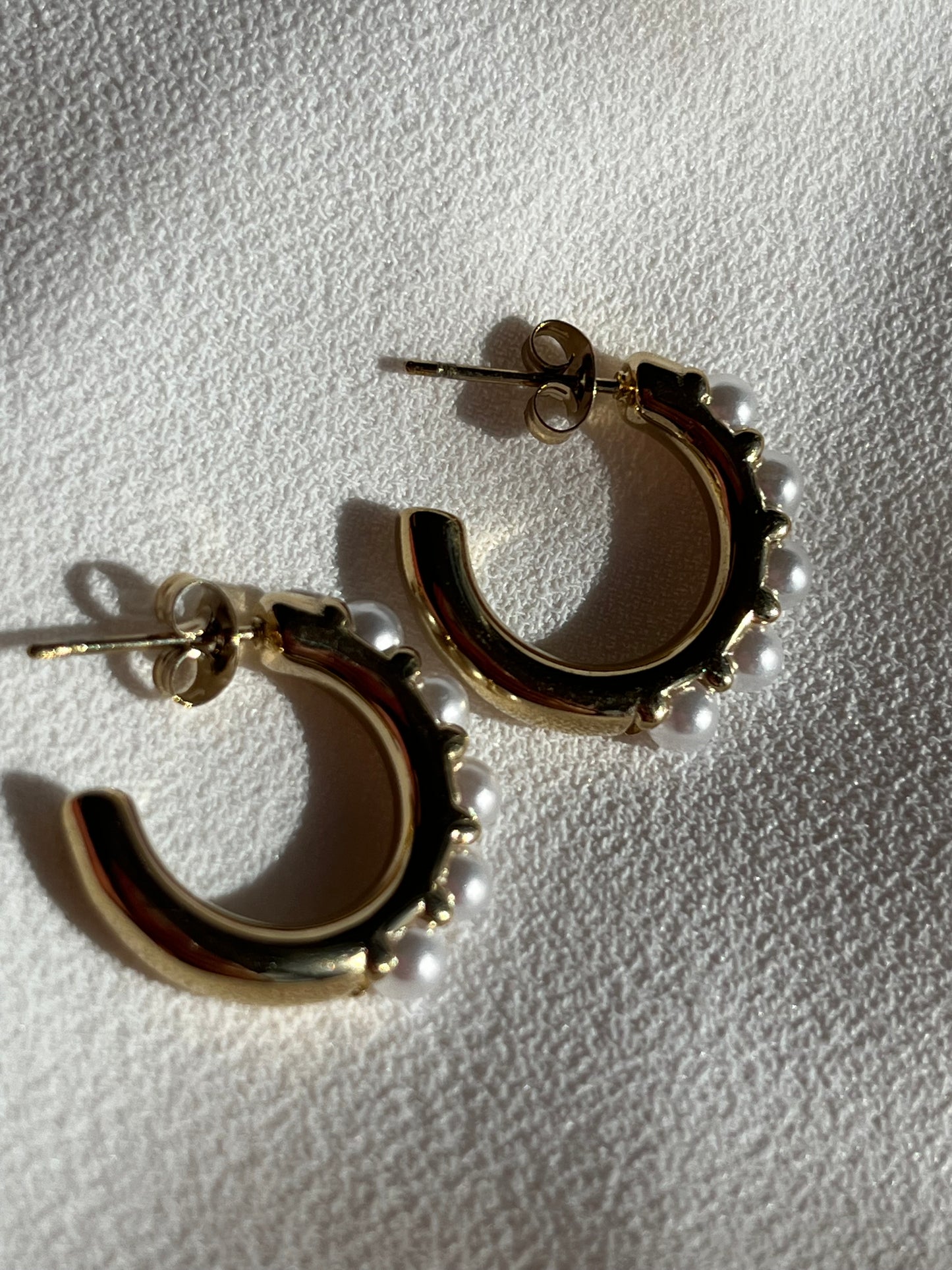 Pearl semi hoops