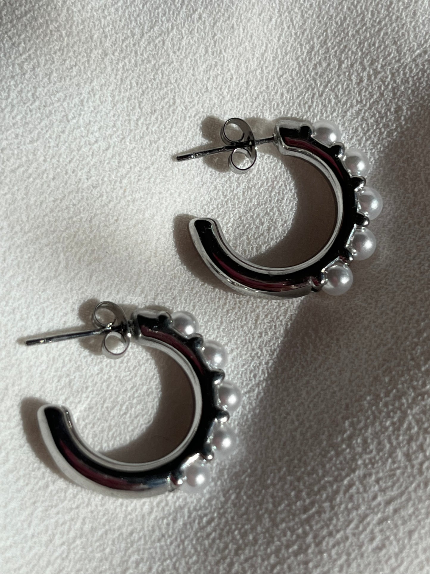 Pearl semi hoops