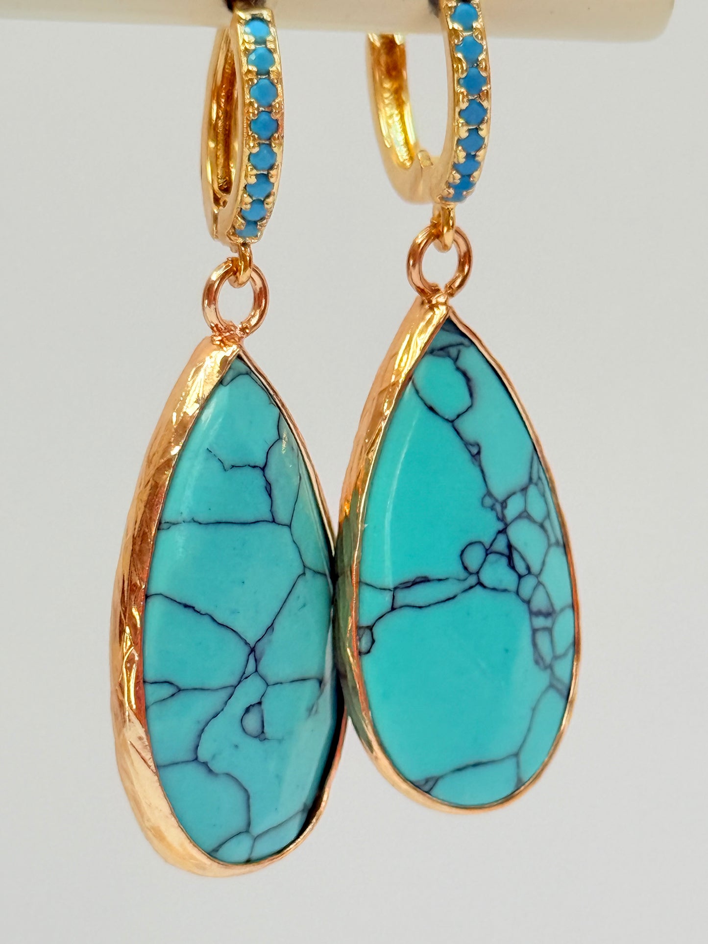 Turquoise drop earring