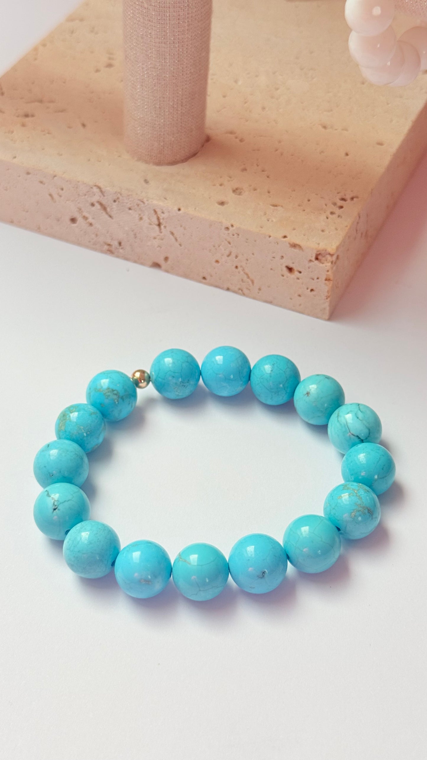 Turquoise howlite bracelet