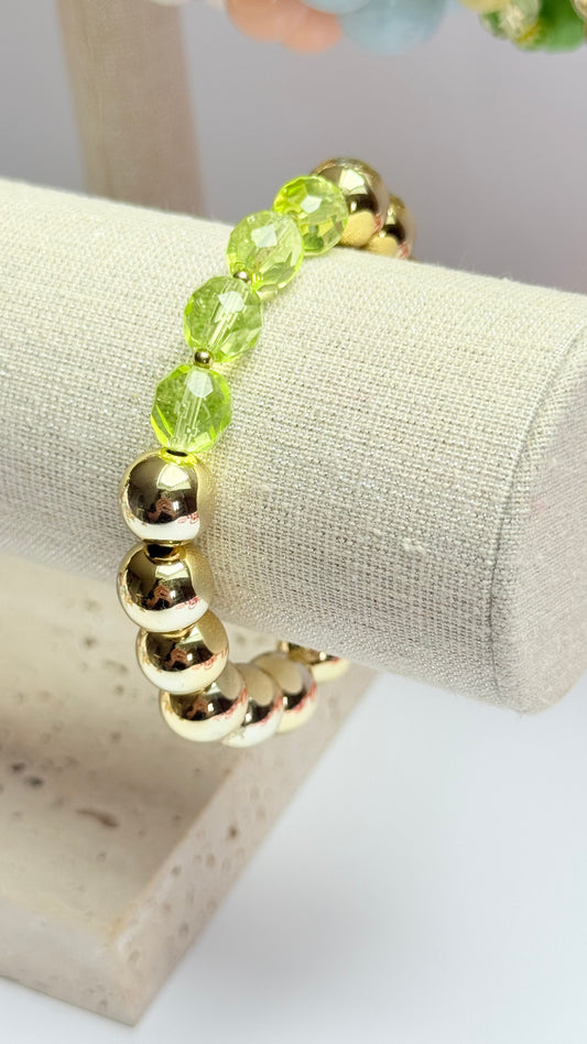 Gold acrylic & yellow lime faceted bead bracelet