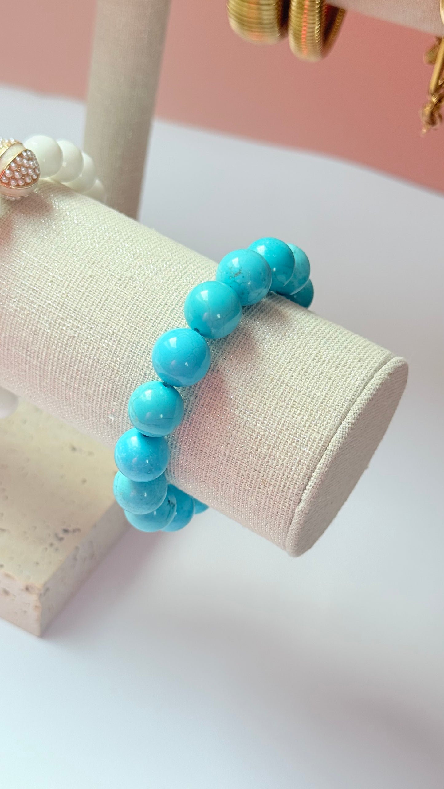 Turquoise howlite bracelet
