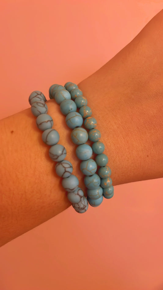 Turquoise blue natural stone bracelet