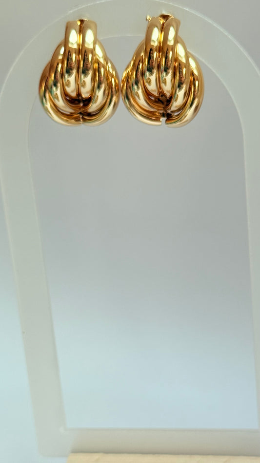 Statement twist earrings