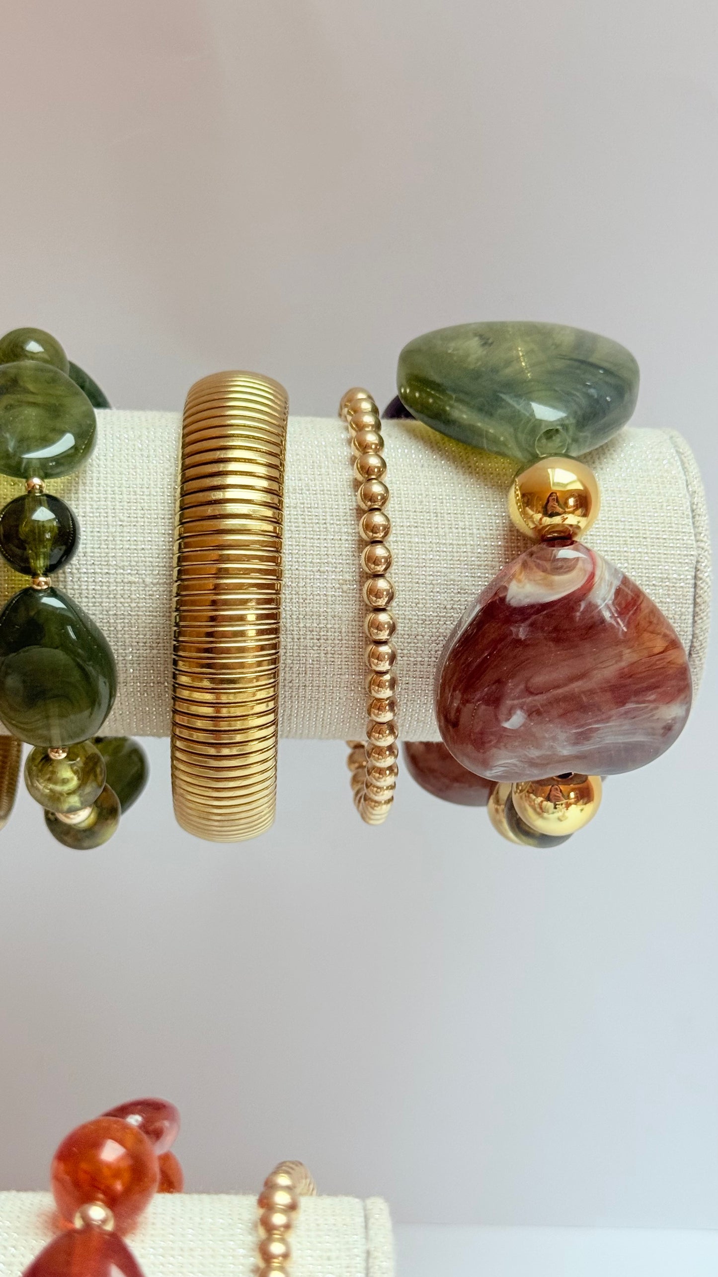 Chunky acrylic heart bracelet