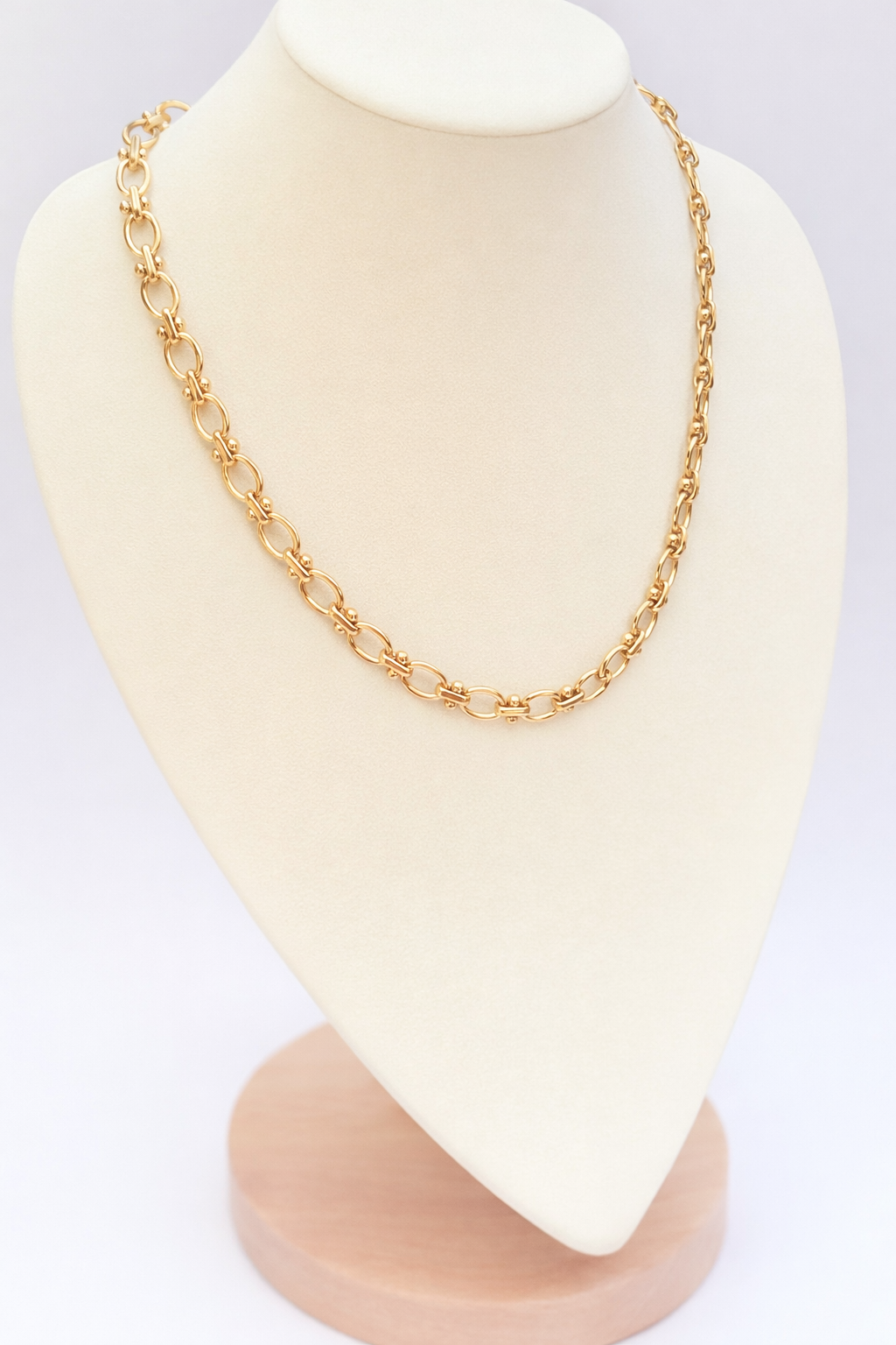 Wide link  necklace