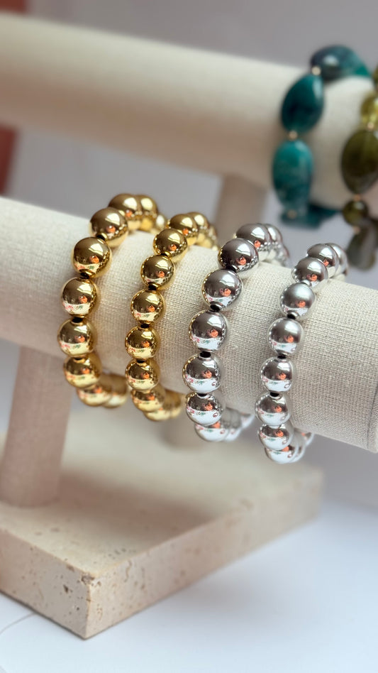 Silver acrylic bracelet