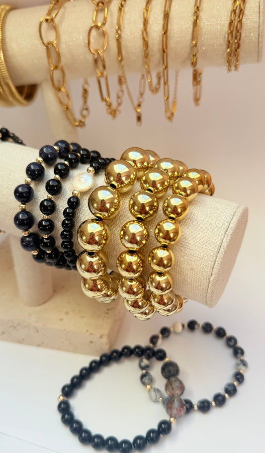 Gold acrylic bracelet