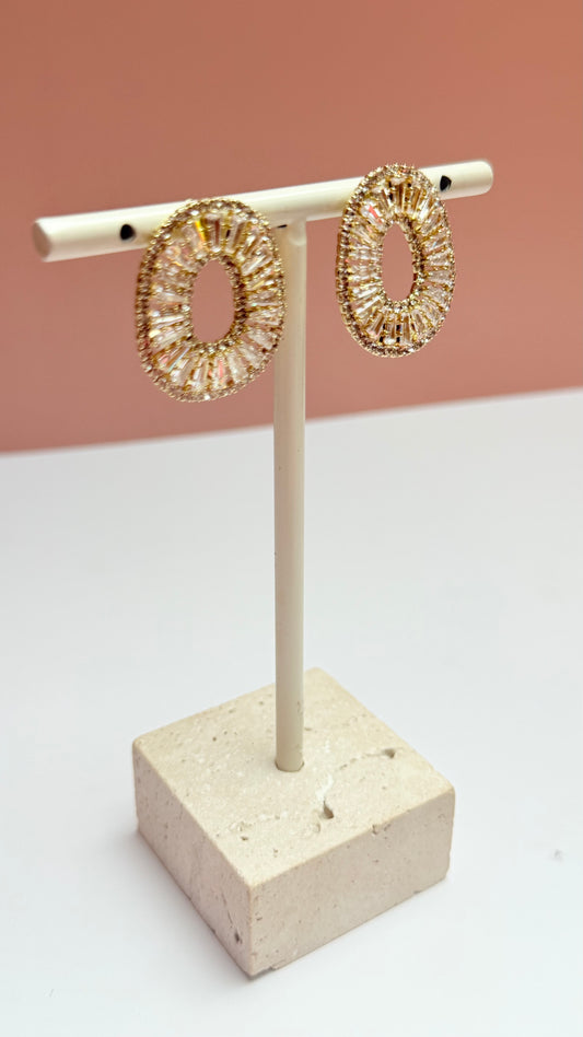 Gold oval diamanté stud earring