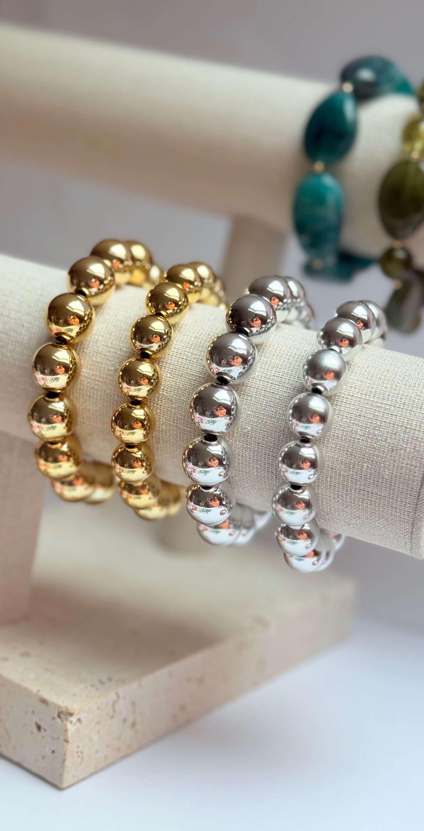 Gold acrylic bracelet