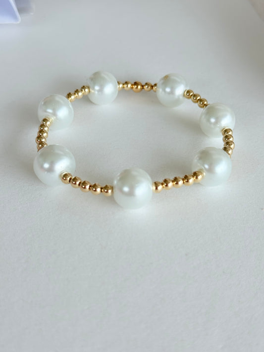 Pearl pop bracelet