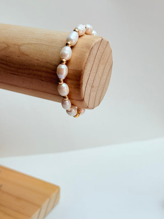 Gold fill Pearl bracelet