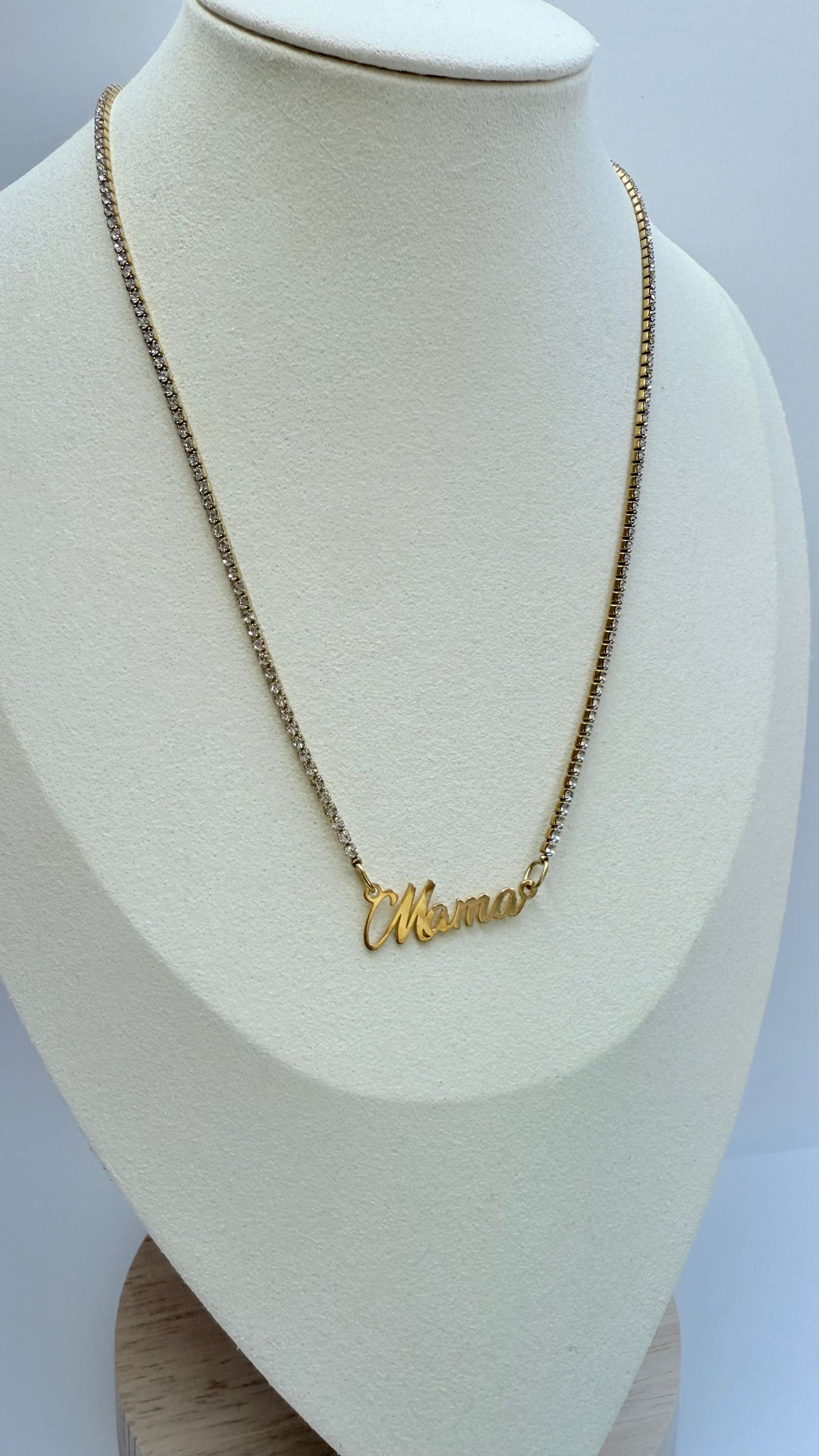 ‘Mama’ tennis necklace