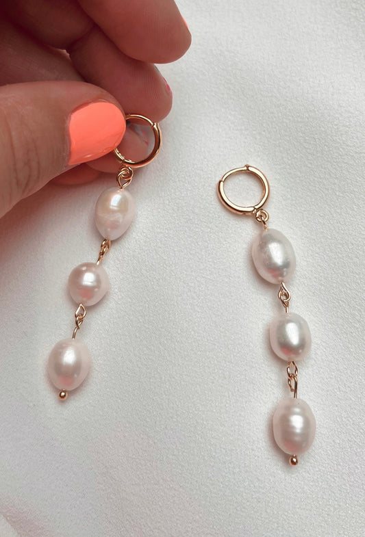 Triple Pearl drop earring