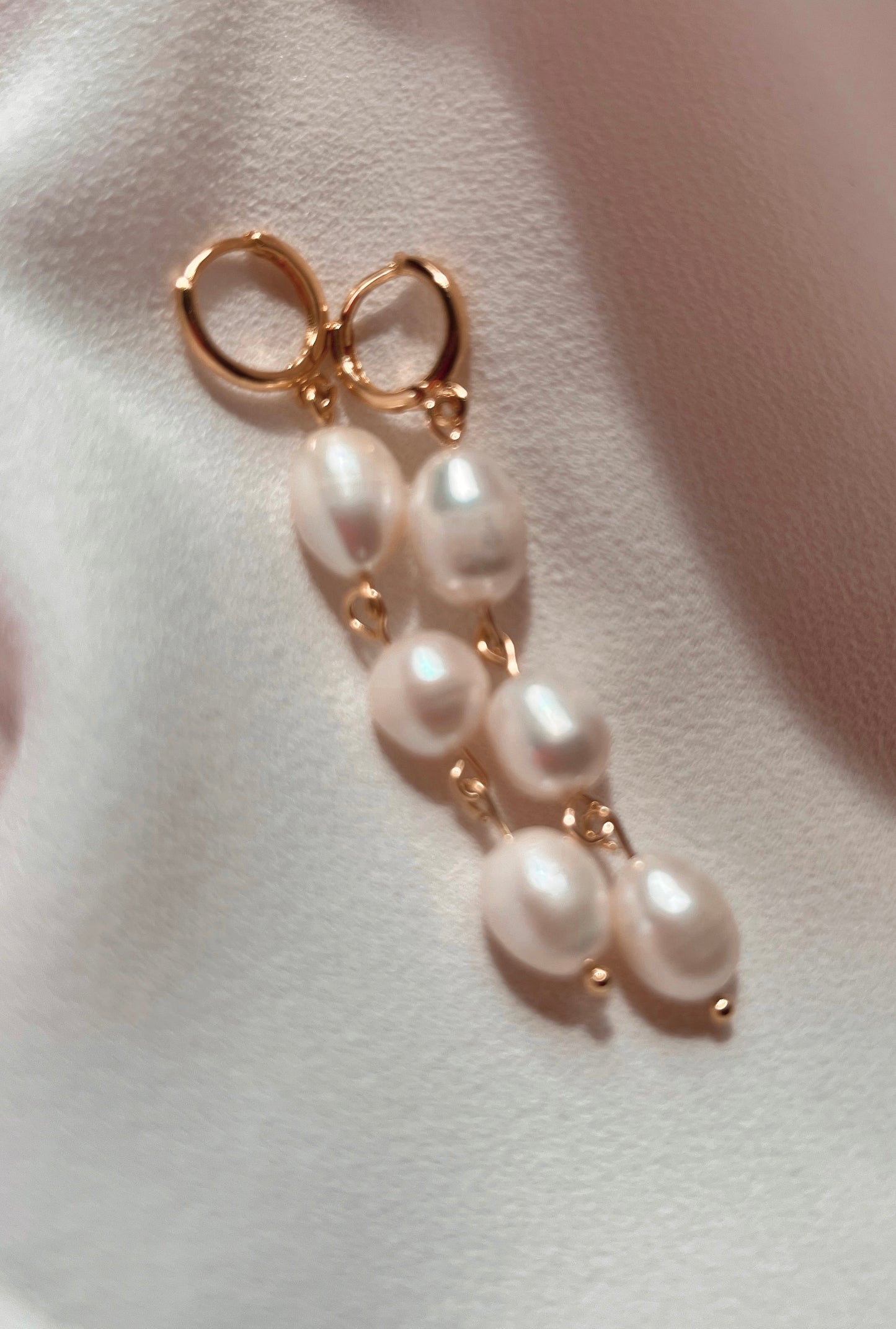 Triple Pearl drop earring