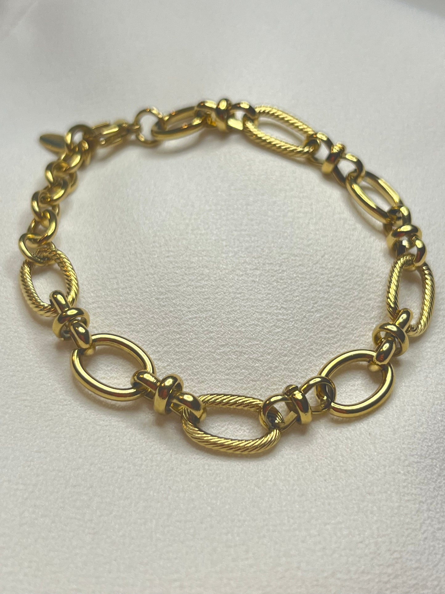 Laura link bracelet